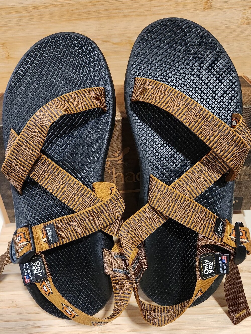 Rare Chaco Z1 Classic USA Smokey The Bear Sandals Mens 13 Smky Face Golden NIB